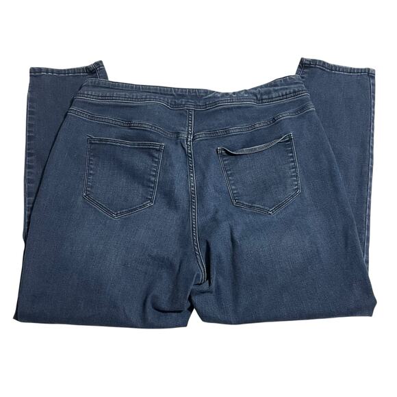Ava & Viv Womens Jeans Size 16W Mid Rise Skinny Pull On Denim Jeans Dark Wash - Picture 4 of 10